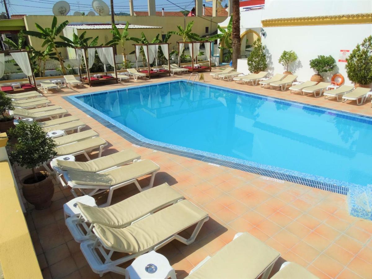 Oasis Beach Club Kávos Eksteriør billede