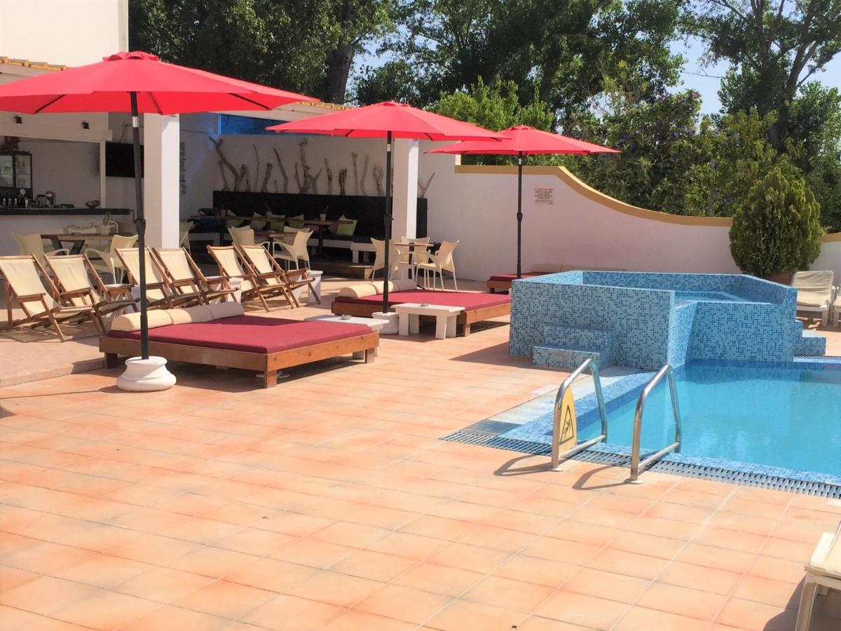 Oasis Beach Club Kávos Eksteriør billede