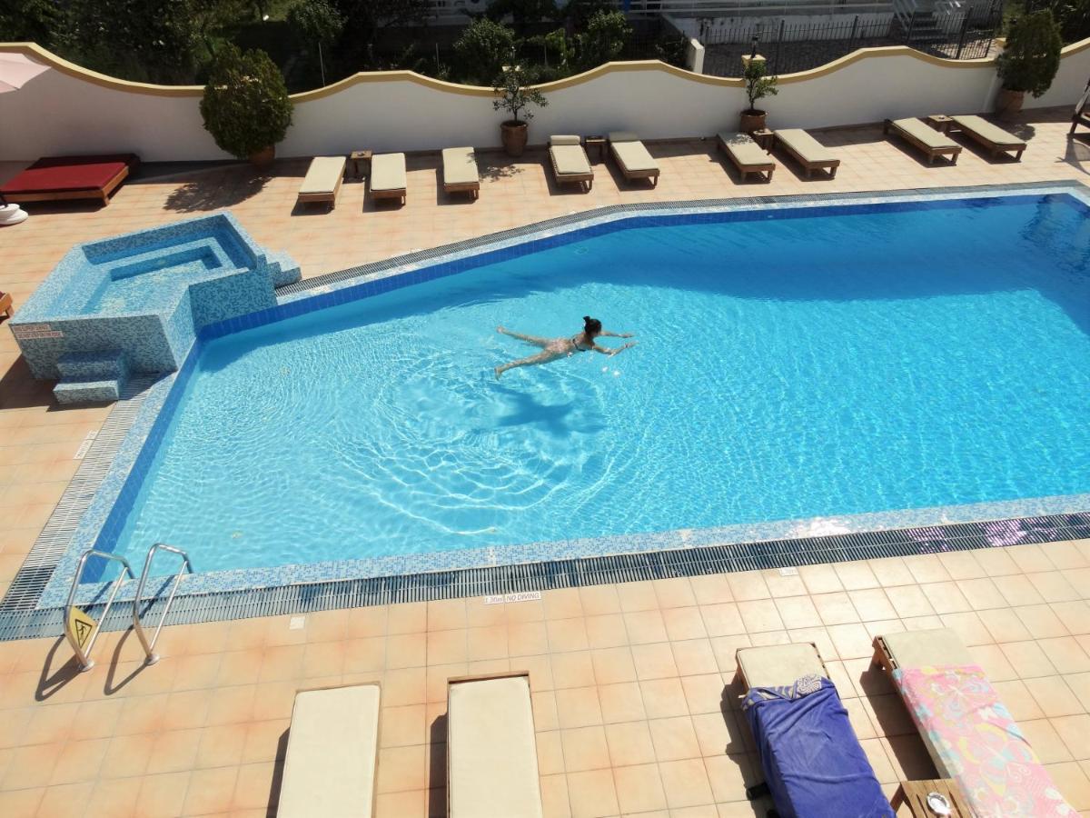 Oasis Beach Club Kávos Eksteriør billede