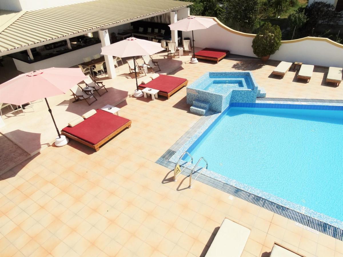 Oasis Beach Club Kávos Eksteriør billede