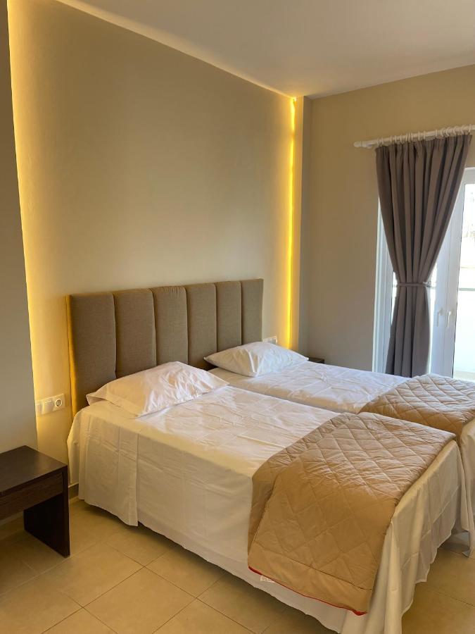 Oasis Beach Club Kávos Eksteriør billede